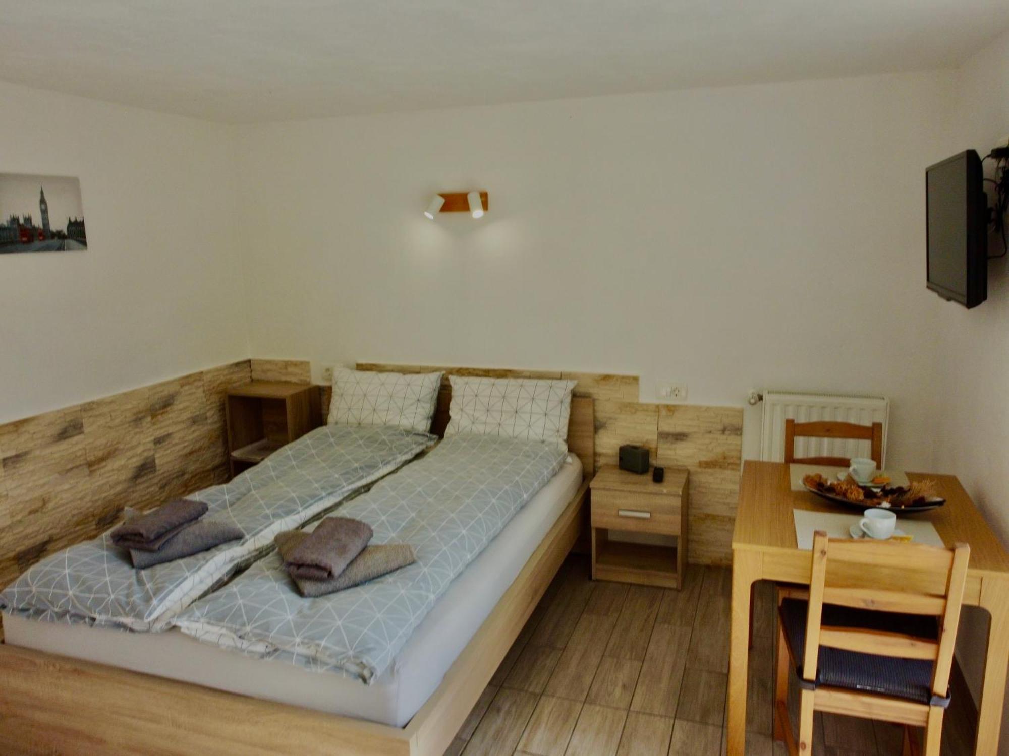 Apartment Ozebek Cerkno Bagian luar foto