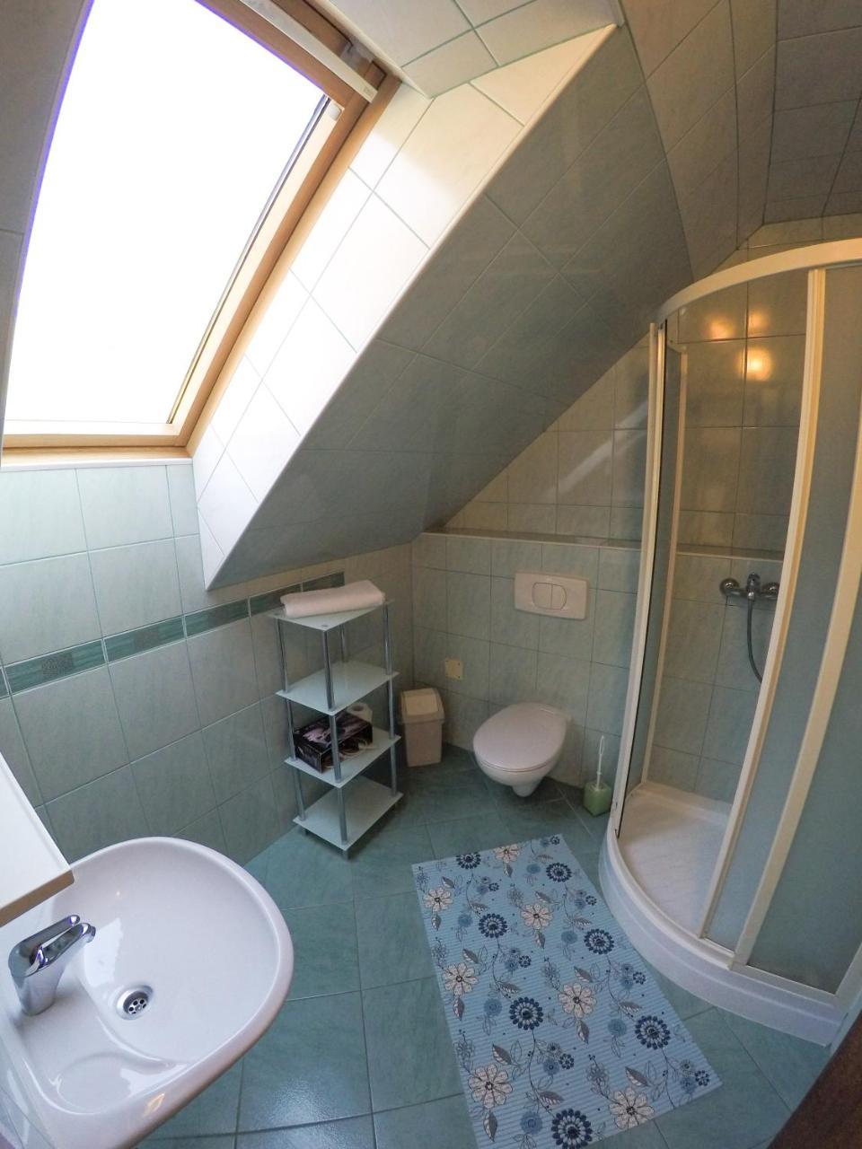 Apartment Ozebek Cerkno Bagian luar foto